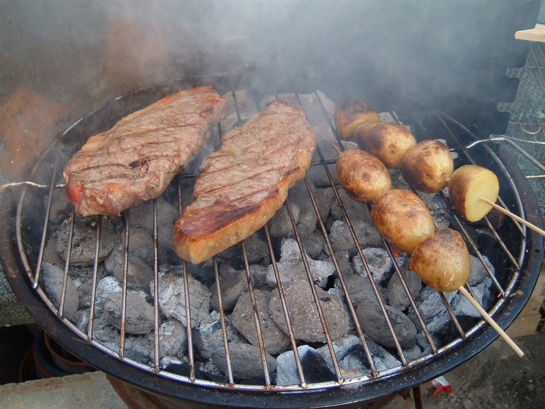 Proper sirloin steaks