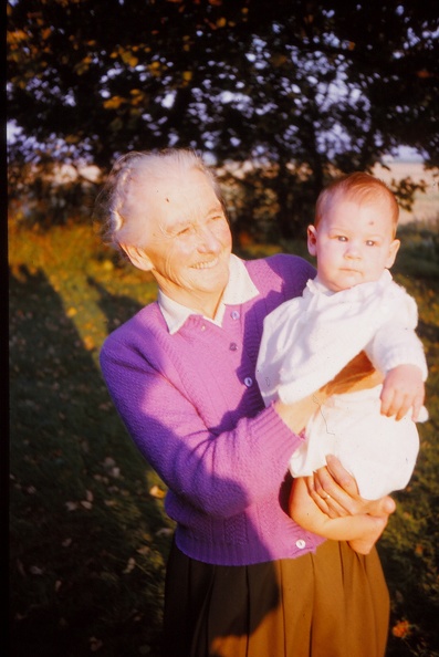 01 Great Granny (Johnson) and Wendy