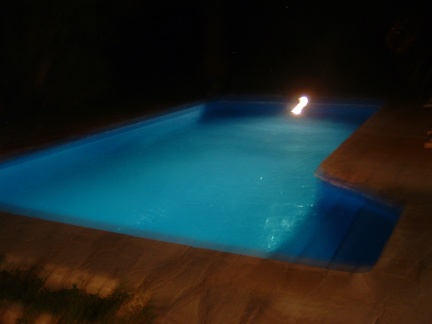09 The pool by night