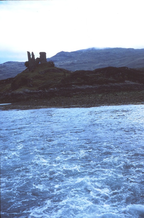 03 Castle Moil from K. of Lochalsh to Kyleakin ferry