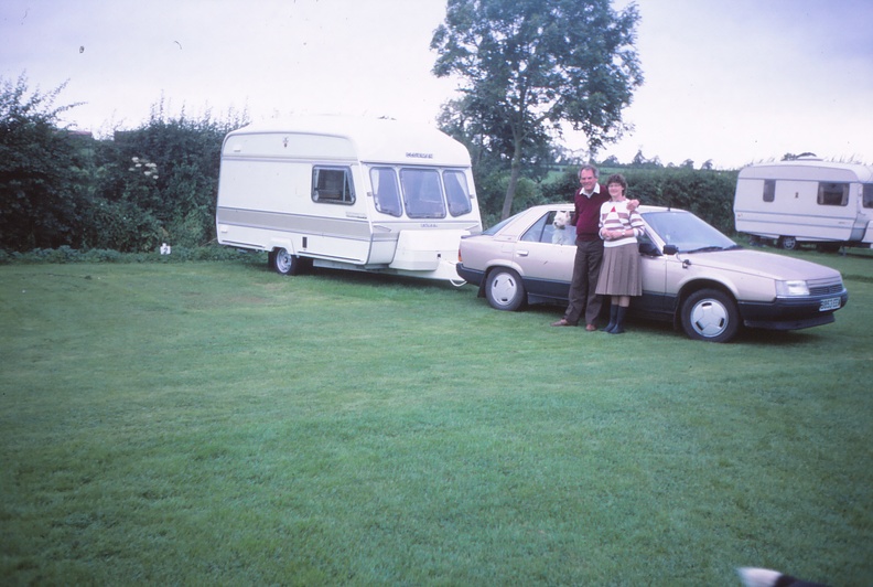10 Doreen, Bill & Rossy with outfit at Horton C.L..jpg