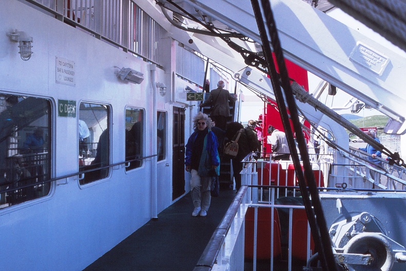 68 Lounge deck of ferry Lochmaddy to Tarbert.jpg