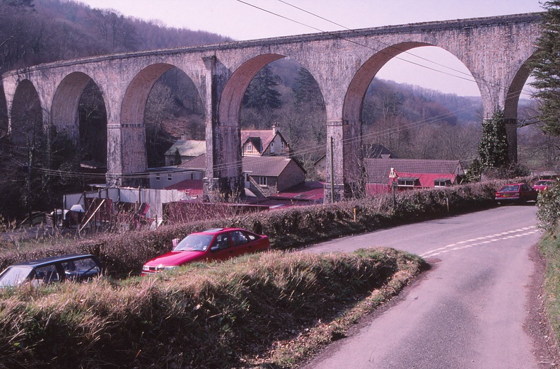 69 Chelfham railway viaduct.jpg