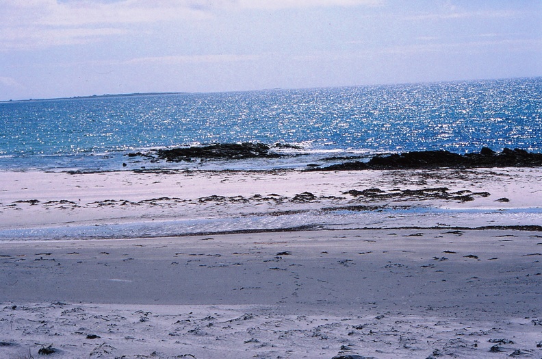 21 Sun on the sea at Benbecula.jpg